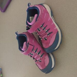 Merrell Girls Hiking Shoe Sizez 11